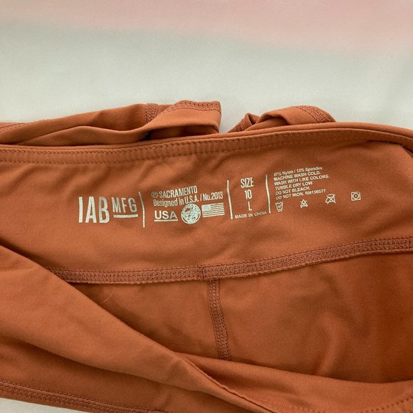 IAB MFG 3" Arrows Workout Shorts Size L (10) - Picture 5 of 9